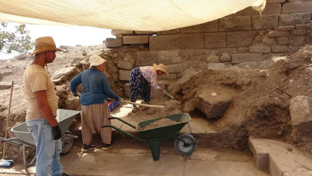 1700 yıllık eserler gün yüzüne çıktı! Assos’un zengin tarihine ışık tutuyor 3